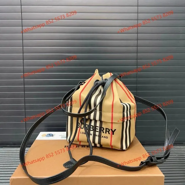 Burberry Bucket Bag Icon Stripe