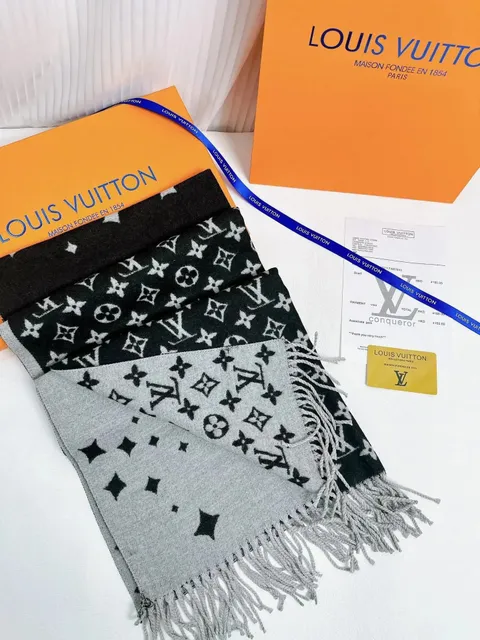 Louis Vuitton Monogram Shawl Reversible Logo Print