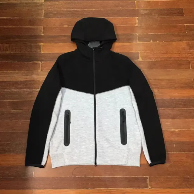 Black and gray (light)