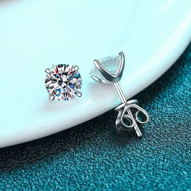 Tiffany & Co. Stud Earring Round Cut Crystal