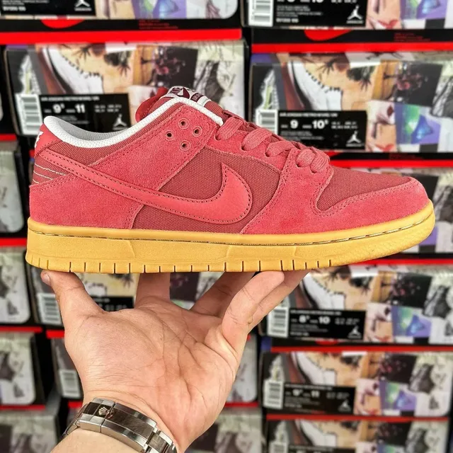 Nike Dunk Low Cherry