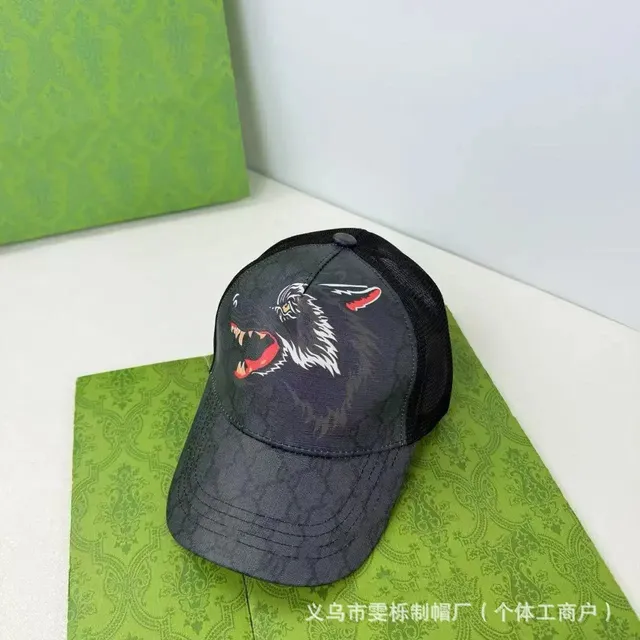 黑色狼