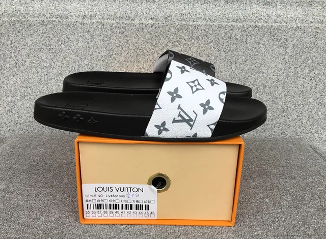 Louis Vuitton Slide Sandal Monogram