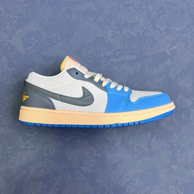 Air Jordan 1 Low Racer Blue