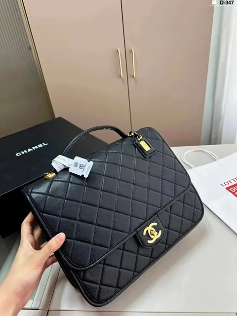 Chanel Classic Flap