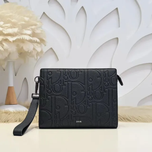 Dior B22 Oblique Logo
