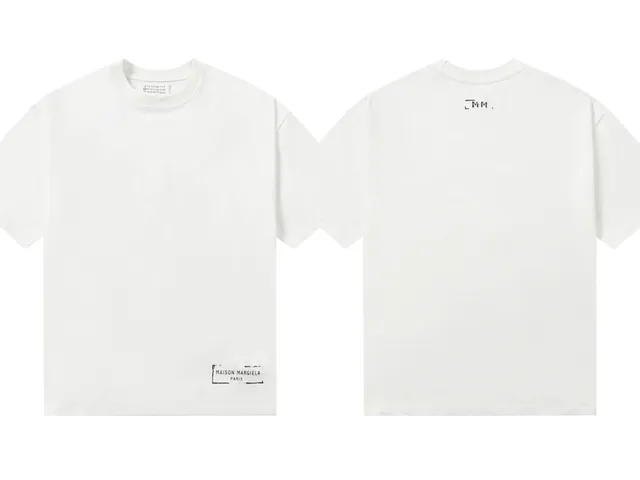 Maison Margiela Logo Tee Minimal Logo