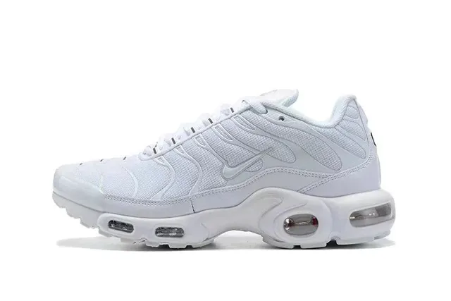 Nike Air Max Plus Triple White