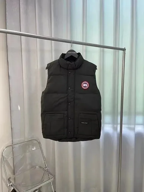 Canada Goose Puffer Vest