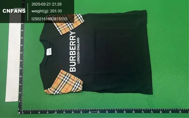 Burberry Logo T-Shirt Check Sleeve