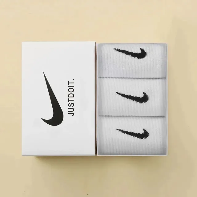 Nike Socks Swoosh Logo