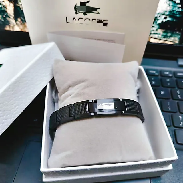 Black crocodile bracelet+box