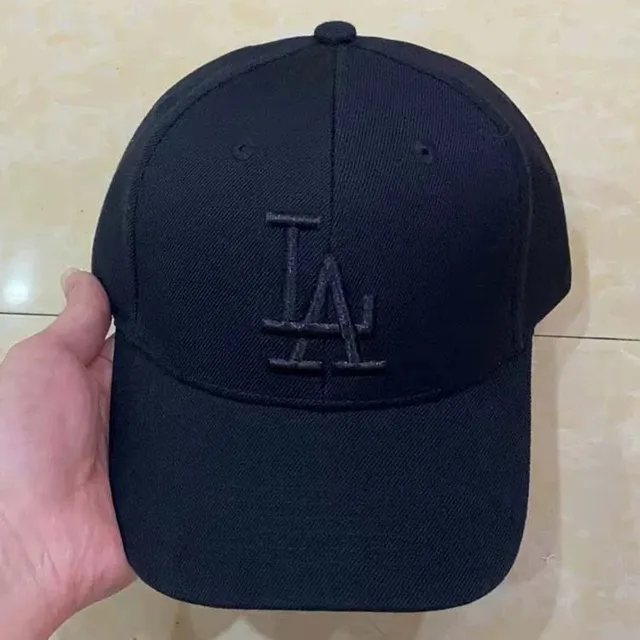 全黑LA