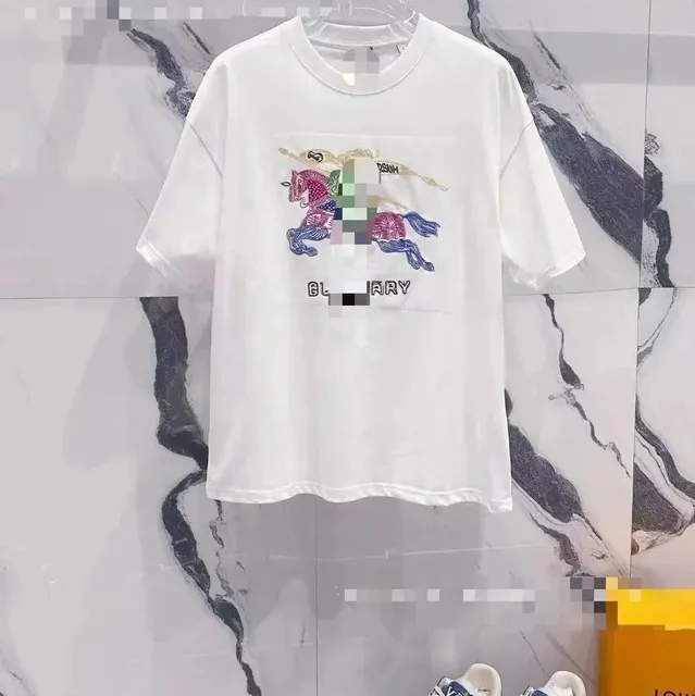 Burberry Graphic T-Shirt Equestrian Knight Print
