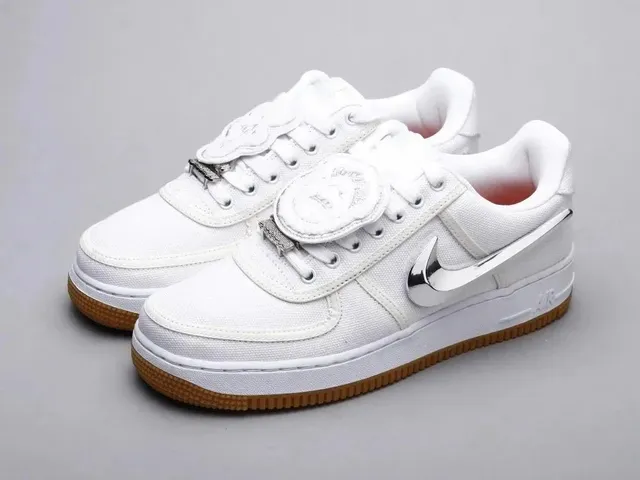Nike × Travis Scott Air Force 1 Low Cactus Jack