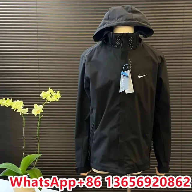 Nike Windrunner Jacket Black