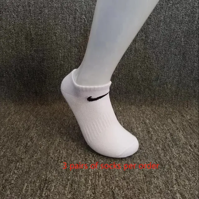 Nike Everyday Plus Lightweight No-Show Socks Black Swoosh