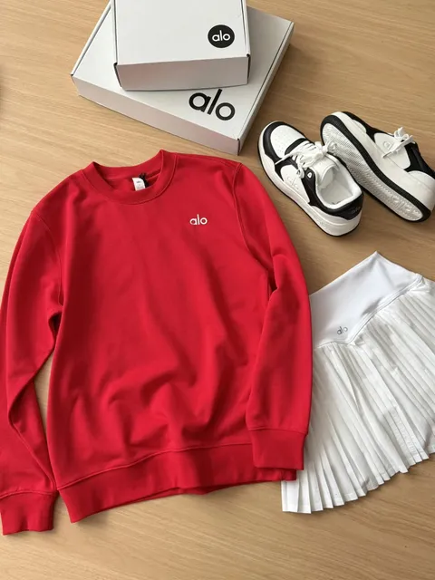红色