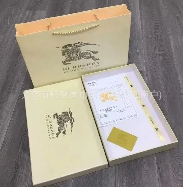Burberry Gift Set Equestrian Knight Logo