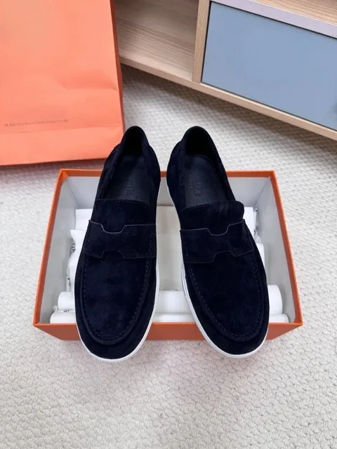 Hermès Oran Sandal Navy Suede