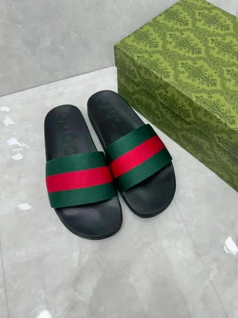 Gucci sandals slippers