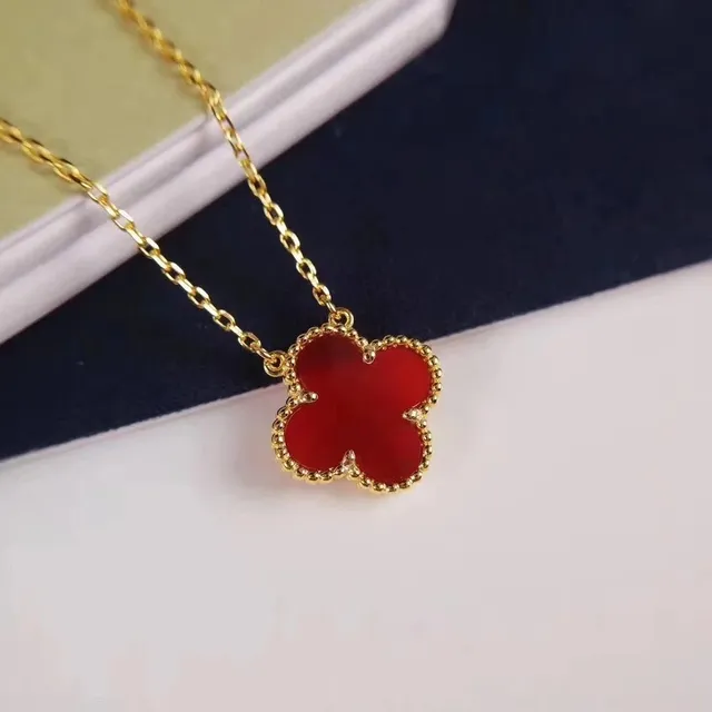 Van Cleef & Arpels Alhambra Pendant Carnelian