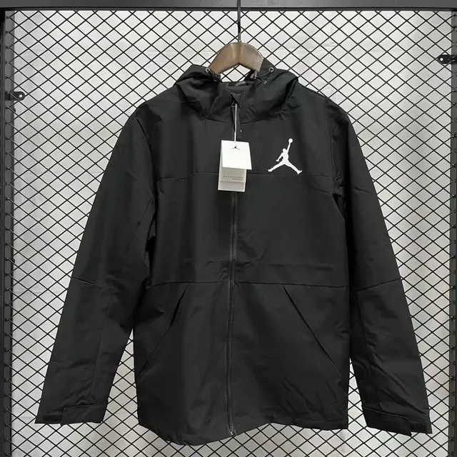 Jordan Windbreaker Jacket Jumpman Logo
