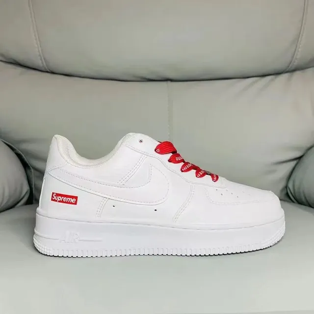 Nike Air Force 1 Low Supreme Box Logo