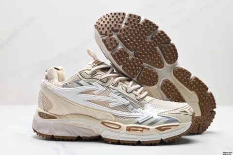 On 2002R Beige Mesh