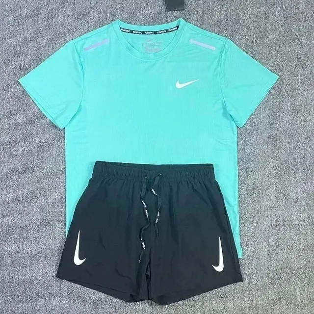 Nike Tech Fleece Set