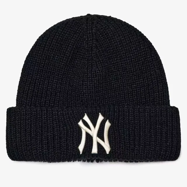 MLB Beanie NY Yankees Logo