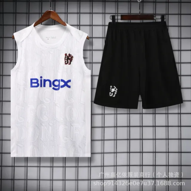 Nike Tank Top and Shorts Set Bingx Logo Print