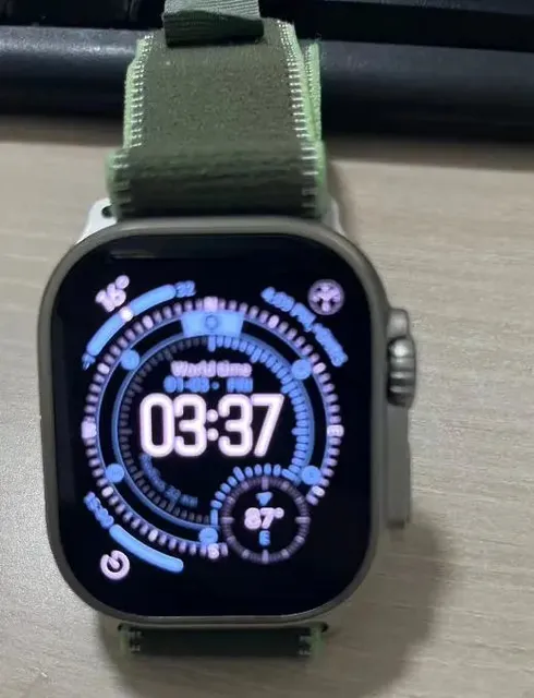 Apple Watch Ultra 2 Titanium with Green Alpine Loop
