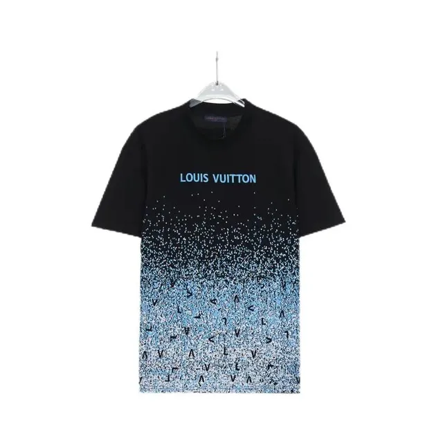 Louis Vuitton T-Shirt Gradient Monogram Print