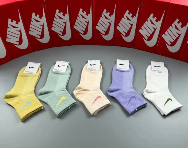 Nike Swoosh Crew Socks Pastel Color Pack