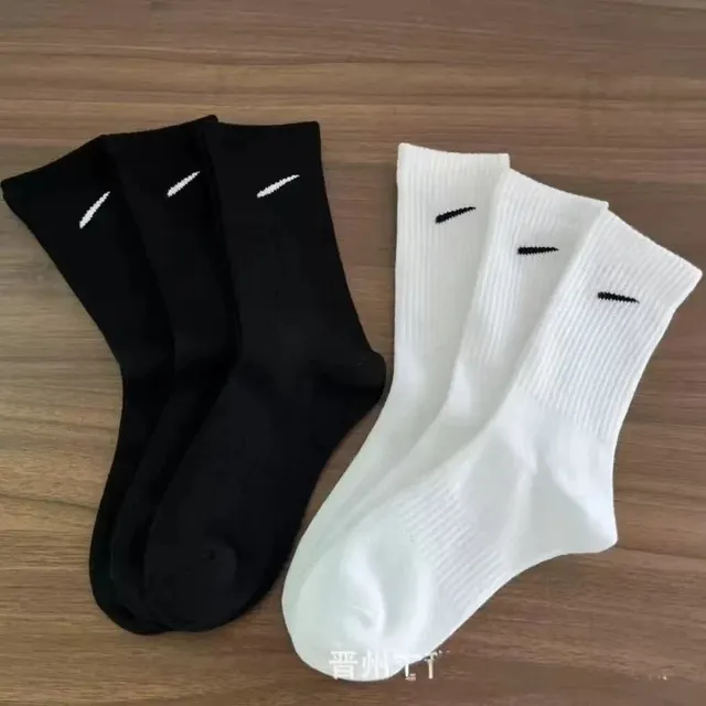 Nike Socks Swoosh Logo