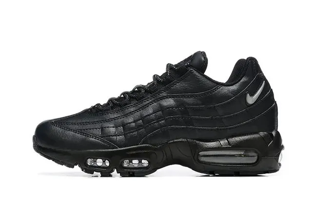 Nike Air Max 95 Triple Black