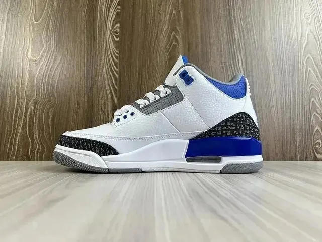 Air Jordan 3 True Blue