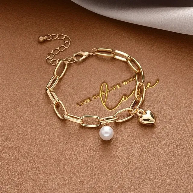 Tiffany & Co. Chain Bracelet Pearl and Heart Charm
