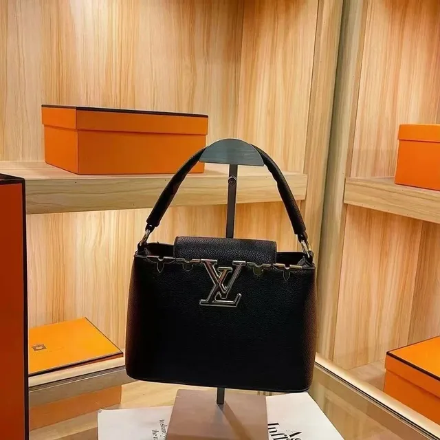 Louis Vuitton LV Trainer Monogram Empreinte