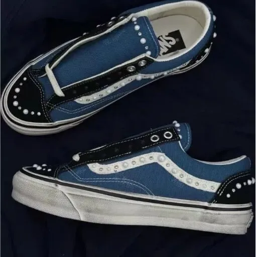 Vans Old Skool Pearl-Embellished