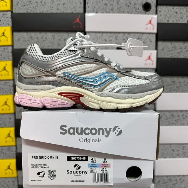 Saucony Pro Grid Omni 9 Silver/White