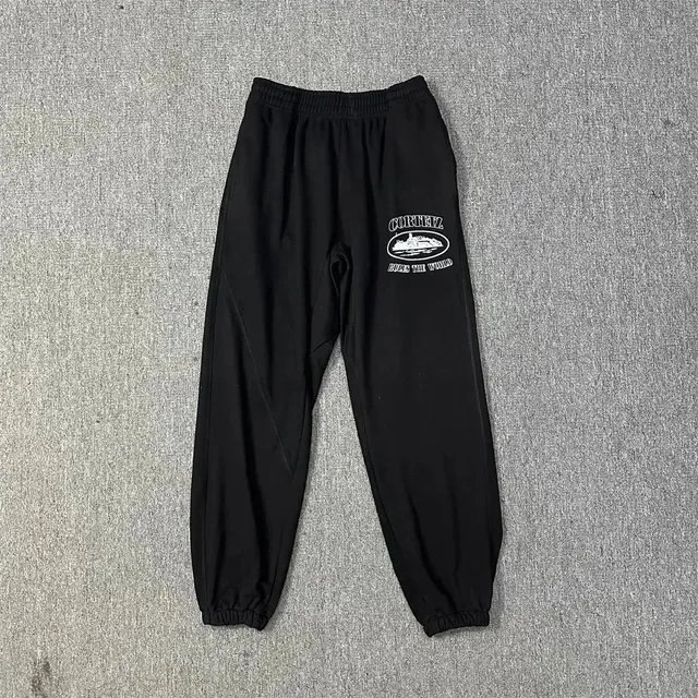 Corteiz Joggers Rules The World Logo
