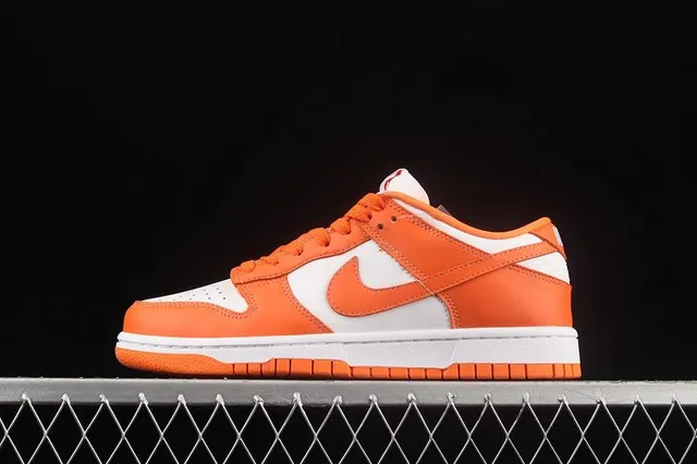 Nike Dunk Low Orange