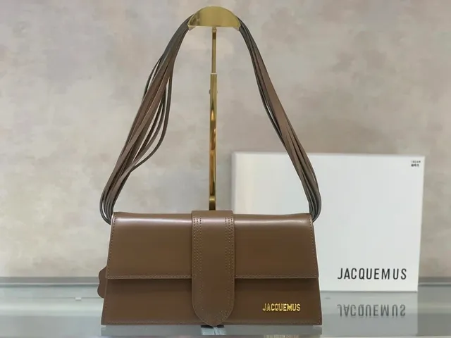 Jacquemus Le Chiquito Mini Shoulder Bag