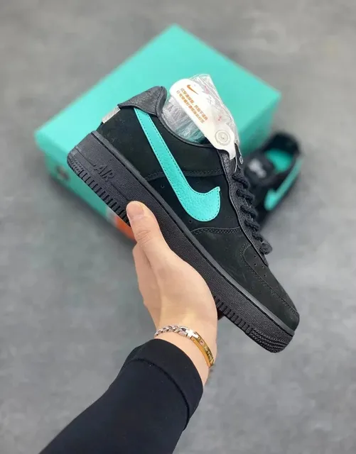 Nike Air Force 1 Low