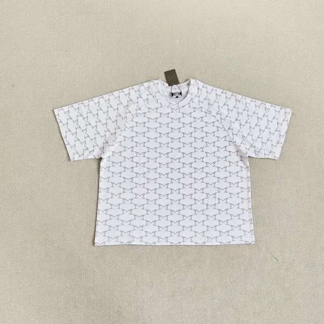 白/满印短袖
