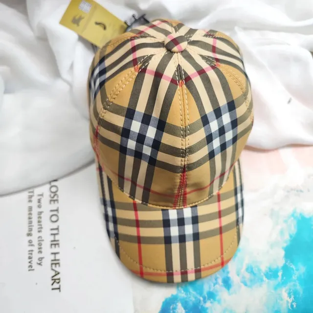 Burberry Baseball Cap Classic Check