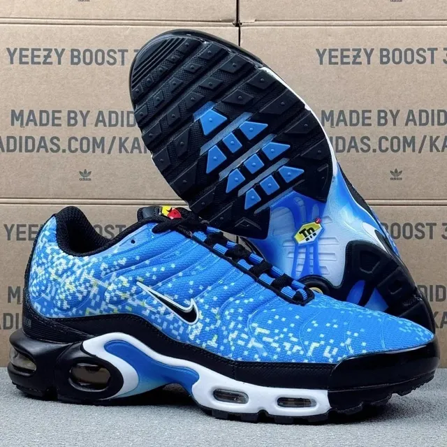 AIR MAX PIUS TN 像素蓝黑 HM0718-100