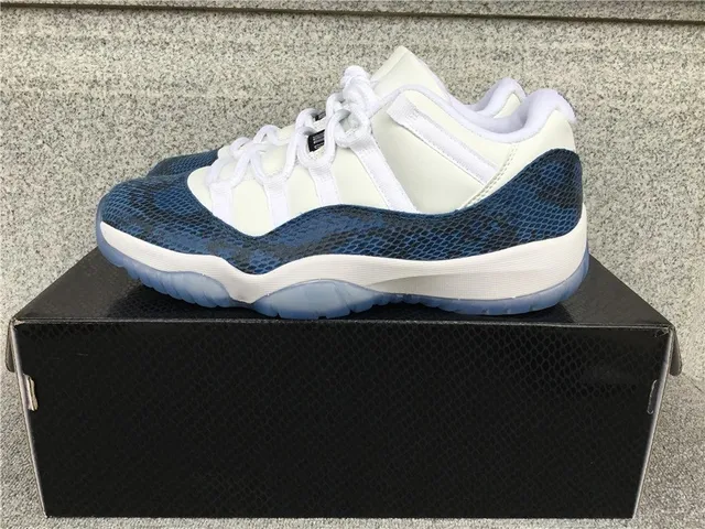 Air Jordan 11 Low Snakeskin